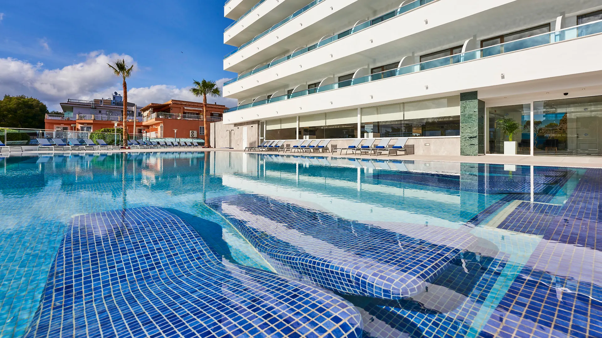 马盖鲁夫 Globales Torrenova (Adults Only)酒店 3*,