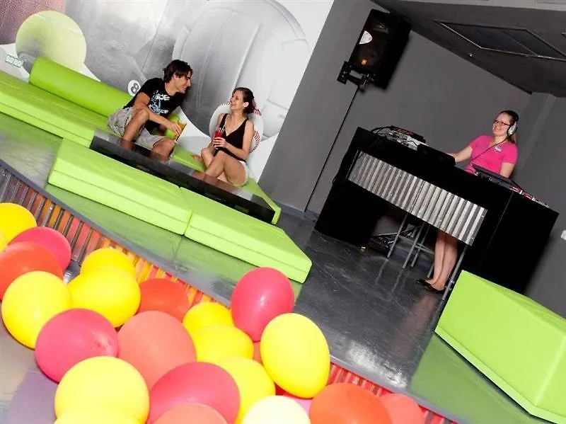 马盖鲁夫 Globales Torrenova (Adults Only)酒店